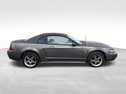 2003 Ford Mustang Base