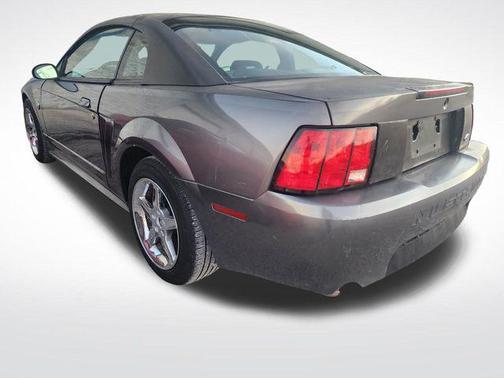 2003 Ford Mustang Base