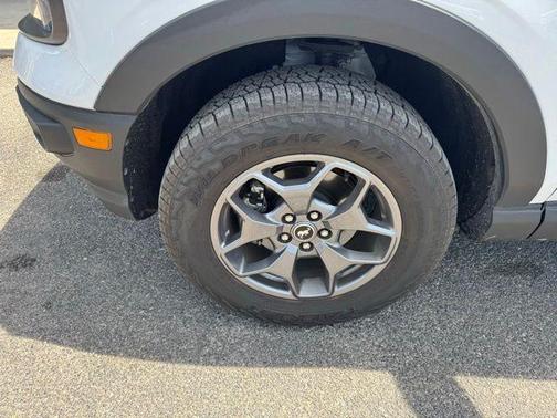 Oxford White 2024 Ford Bronco Sport Badlands