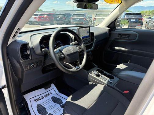 Oxford White 2024 Ford Bronco Sport Badlands