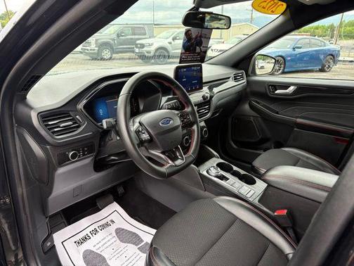 Agate Black Metallic 2025 Ford Escape ST-Line