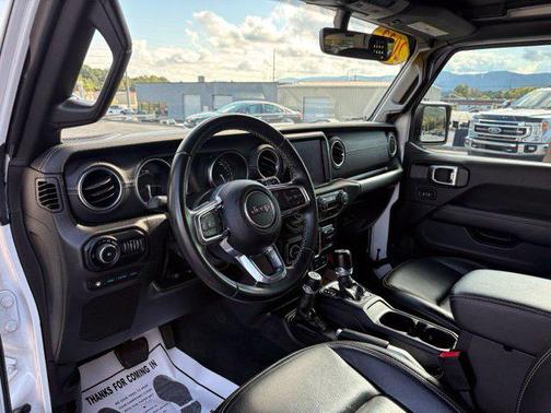 Bright White Clearcoat 2022 Jeep Wrangler Unlimited 4xe Sahara