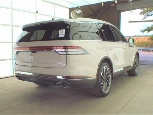 2022 Lincoln Aviator Reserve AWD