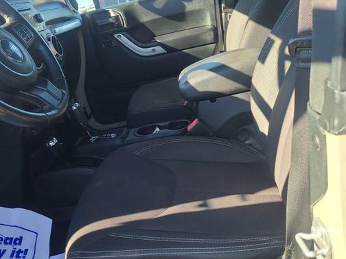 2018 Jeep Wrangler JK Sahara