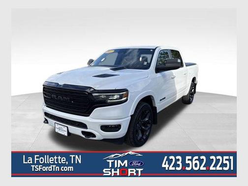 Bright White Clearcoat 2015 RAM 2500 Tradesman