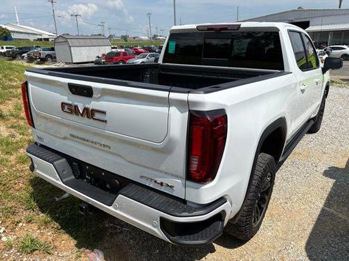 2022 GMC Sierra 1500 AT4X