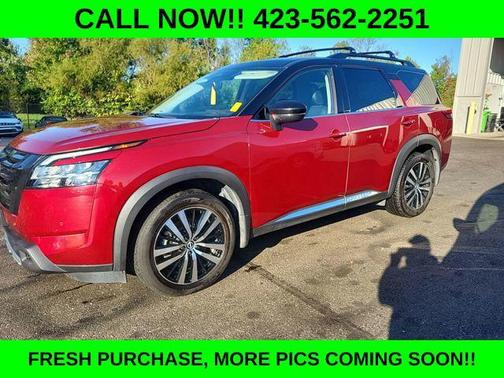 2023 Nissan Pathfinder Platinum 4WD