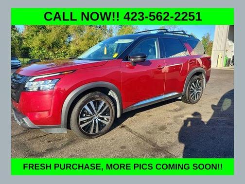 2023 Nissan Pathfinder Platinum 4WD