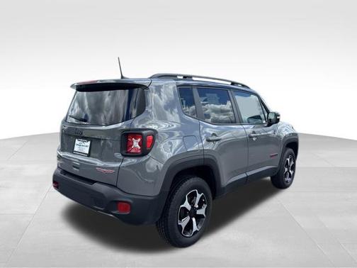 2022 Jeep Renegade Trailhawk