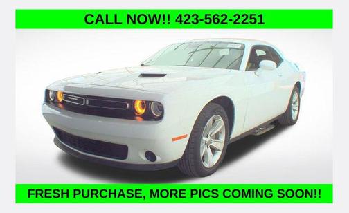 White Knuckle Clearcoat 2023 Dodge Challenger SXT