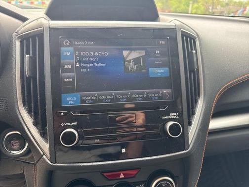 Crystal White Pearl 2018 Subaru Crosstrek 2.0i Limited