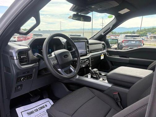 Avalanche 2026 Ford F-150 XLT