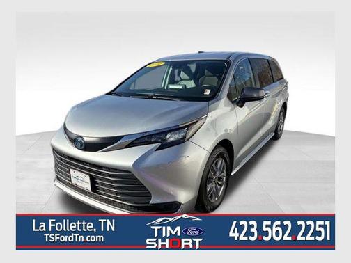 2024 Toyota Sienna LE