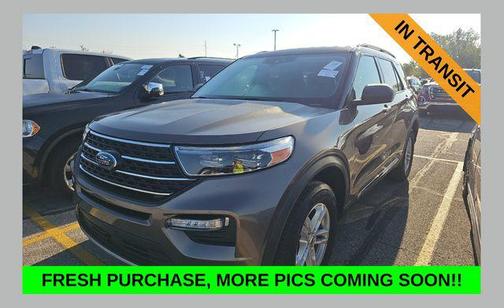 Stone Gray Metallic 2021 Ford Explorer XLT