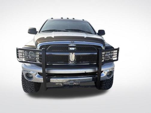 Bright Silver Metallic Clearcoat 2002 Dodge Ram 1500 SLT Quad Cab
