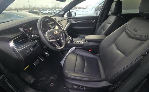 2024 Cadillac XT5 Sport