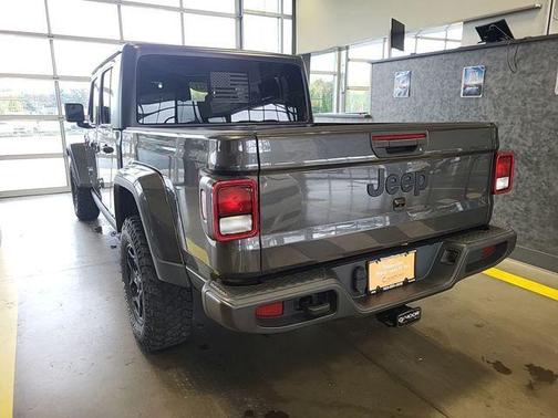 2021 Jeep Gladiator Willys 4x4