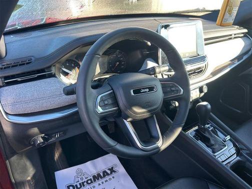 Red Hot Pearlcoat 2025 Jeep Compass Latitude