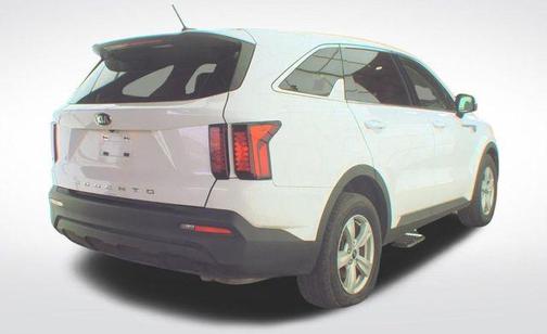 Glacial White Pearl 2021 Kia Sorento LX