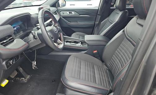 Gray Metallic 2025 Ford Explorer ST-Line