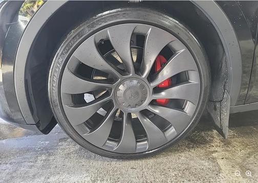 2023 Tesla Model Y Performance Dual Motor All-Wheel Drive