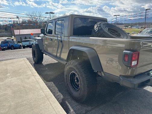2020 Jeep Gladiator Sport