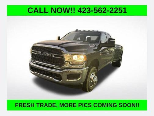 2024 RAM 3500 Tradesman Crew Cab 4x4 8' Box