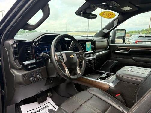 Black 2024 Chevrolet Silverado 2500 High Country