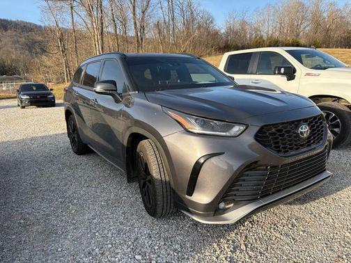 2023 Toyota Highlander XSE