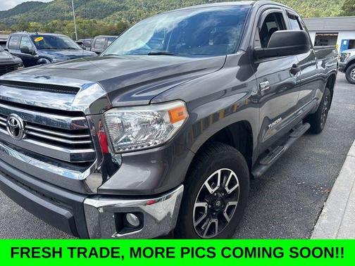 2017 Toyota Tundra SR5