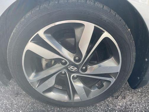 2016 Hyundai ELANTRA Limited