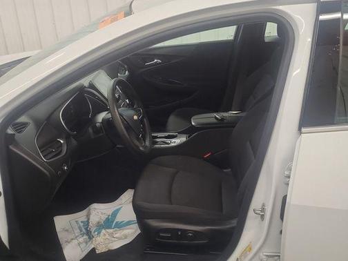 Summit White 2023 Chevrolet Malibu 1LT