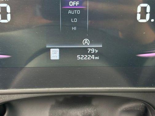 Glacial White Pearl 2023 Kia Sportage EX