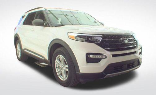 Star White Metallic Tri-Coat 2023 Ford Explorer XLT