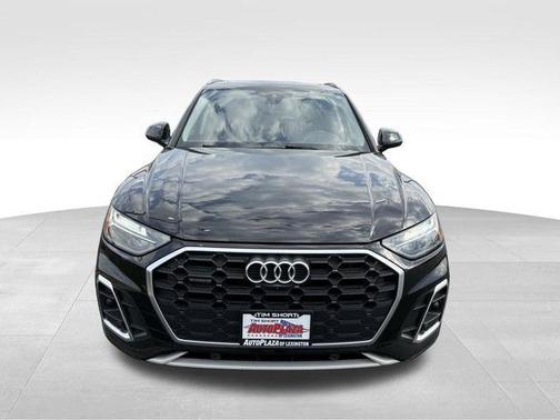 2022 Audi Q5 45 S line Premium Plus