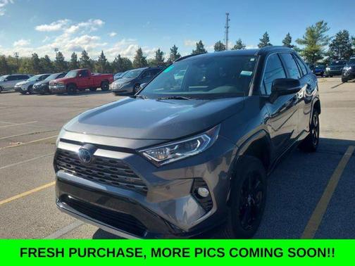 2021 Toyota RAV4 Hybrid SE