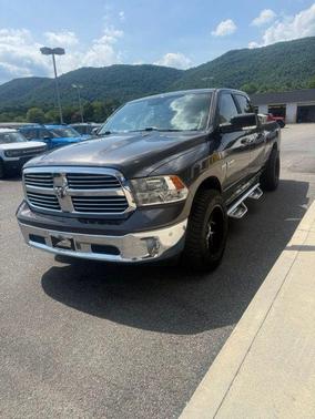 Granite Crystal Metallic Clearcoat 2019 RAM 1500 Big Horn