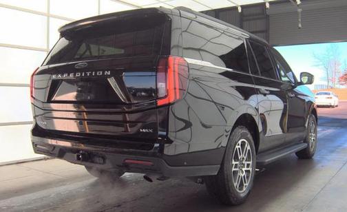 2025 Ford Expedition Max Active 4x4