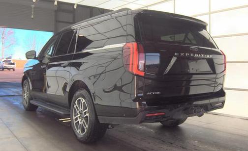 2025 Ford Expedition Max Active 4x4