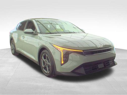 Morning Haze 2025 Kia K4 LXS