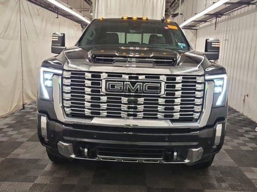 2024 GMC Sierra 2500 Denali