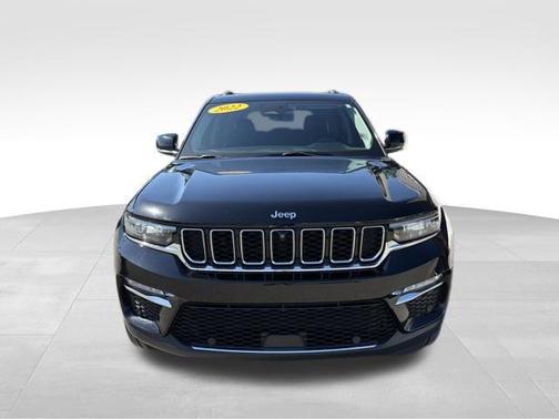 Diamond Black Crystal Pearlcoat 2022 Jeep Grand Cherokee 4xe Base