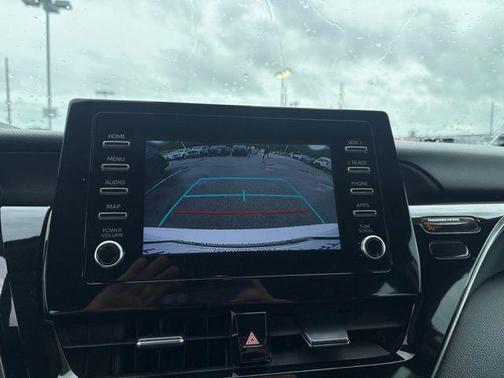 Ice Cap 2024 Toyota Camry SE