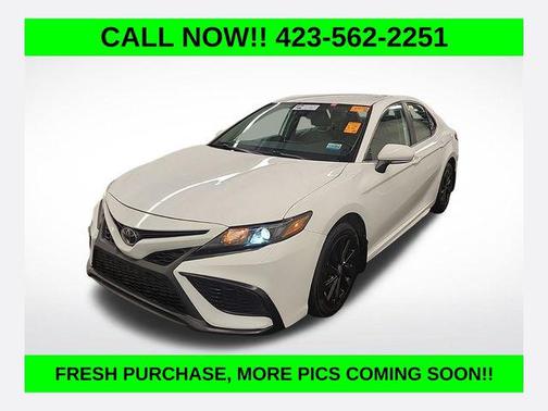 Ice Cap 2024 Toyota Camry SE
