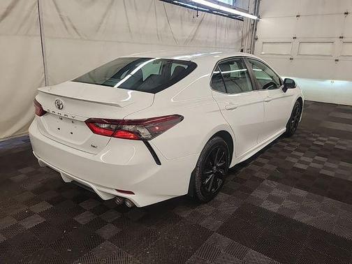 Ice Cap 2024 Toyota Camry