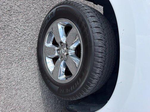 Bright White Clearcoat 2016 RAM 1500 Big Horn