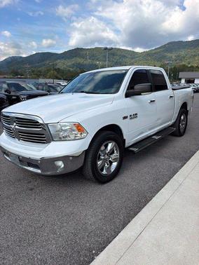Bright White Clearcoat 2016 RAM 1500 Big Horn