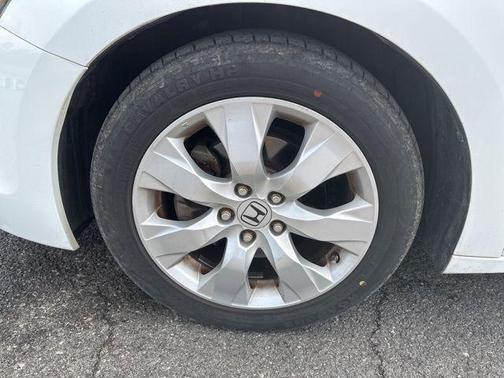 Taffeta White 2009 Honda Accord EX