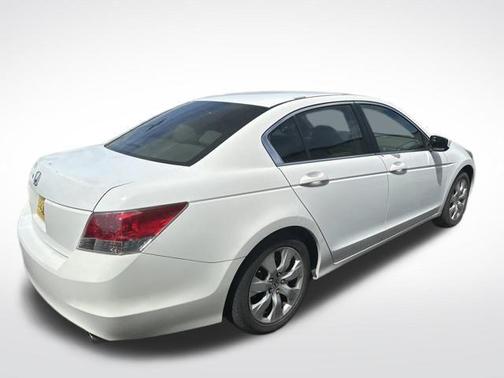 Taffeta White 2009 Honda Accord EX