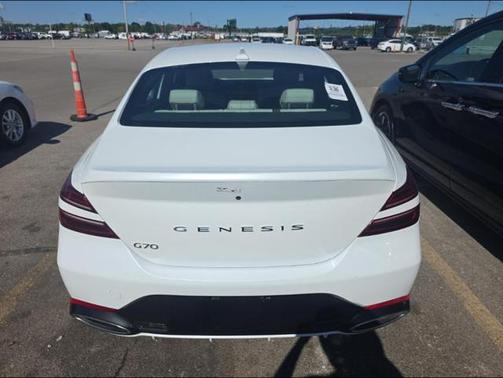 2025 Genesis G70 2.5T RWD